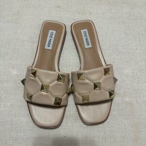 Steve Madden Tan Slide Sandals with H-Cutout Design